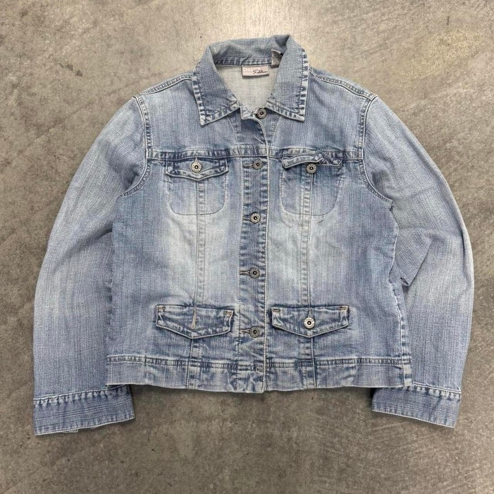 Womans Cropped Jean Jacket Lightwash Beautiful Faded Multipocket Top